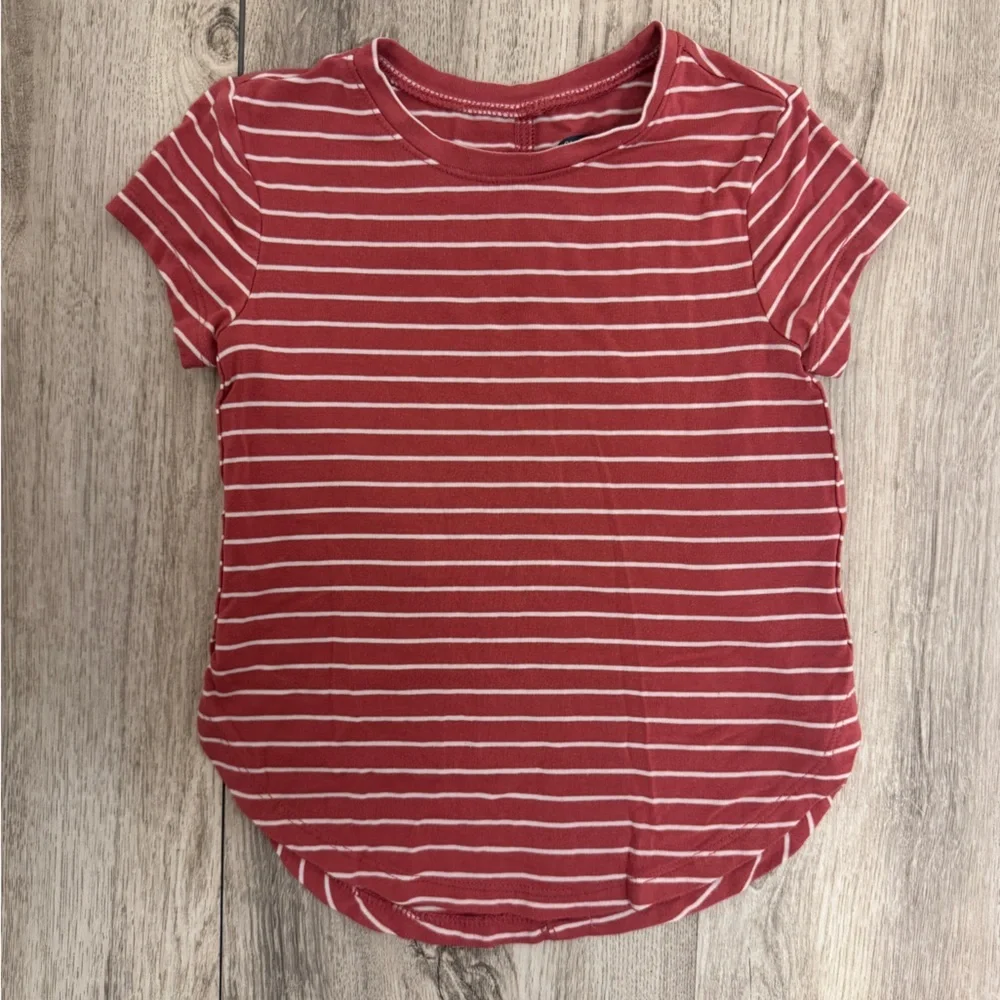 Old Navy  Striped Kids Tee super soft